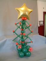 balloon garden christmas tree