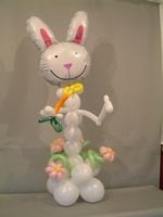 balloon garden bunny