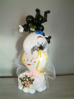 balloon bride and groom